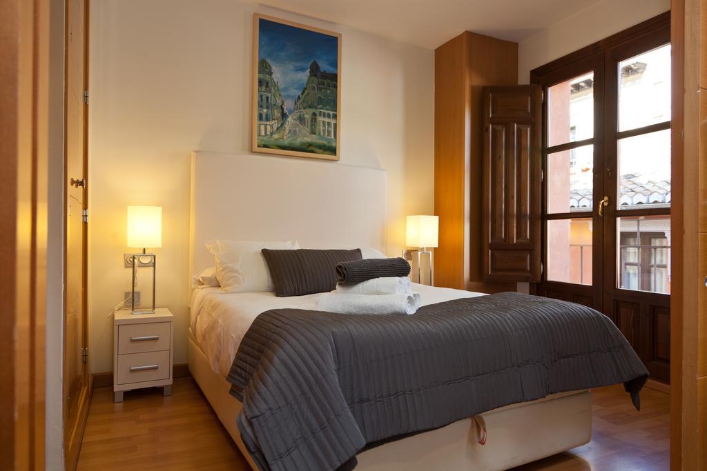 Apartamentos Elvira 21 Гранада Номер фото