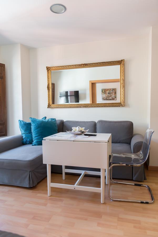 Apartamentos Elvira 21 Гранада Экстерьер фото